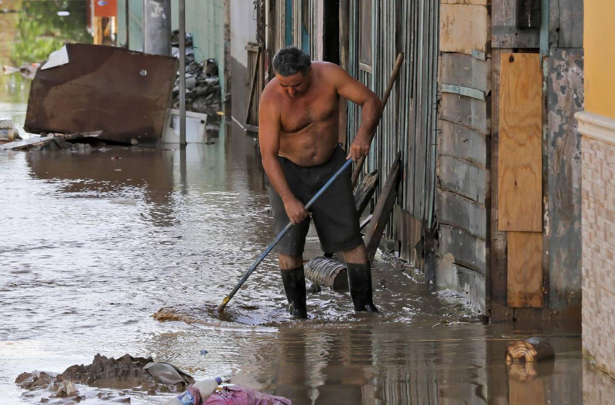 Honduras activa alerta amarilla por lluvias de sistema de baja presión