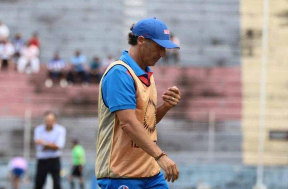 Pedro Troglio es finalmente castigado: Comisión de Disciplina no lo perdonó