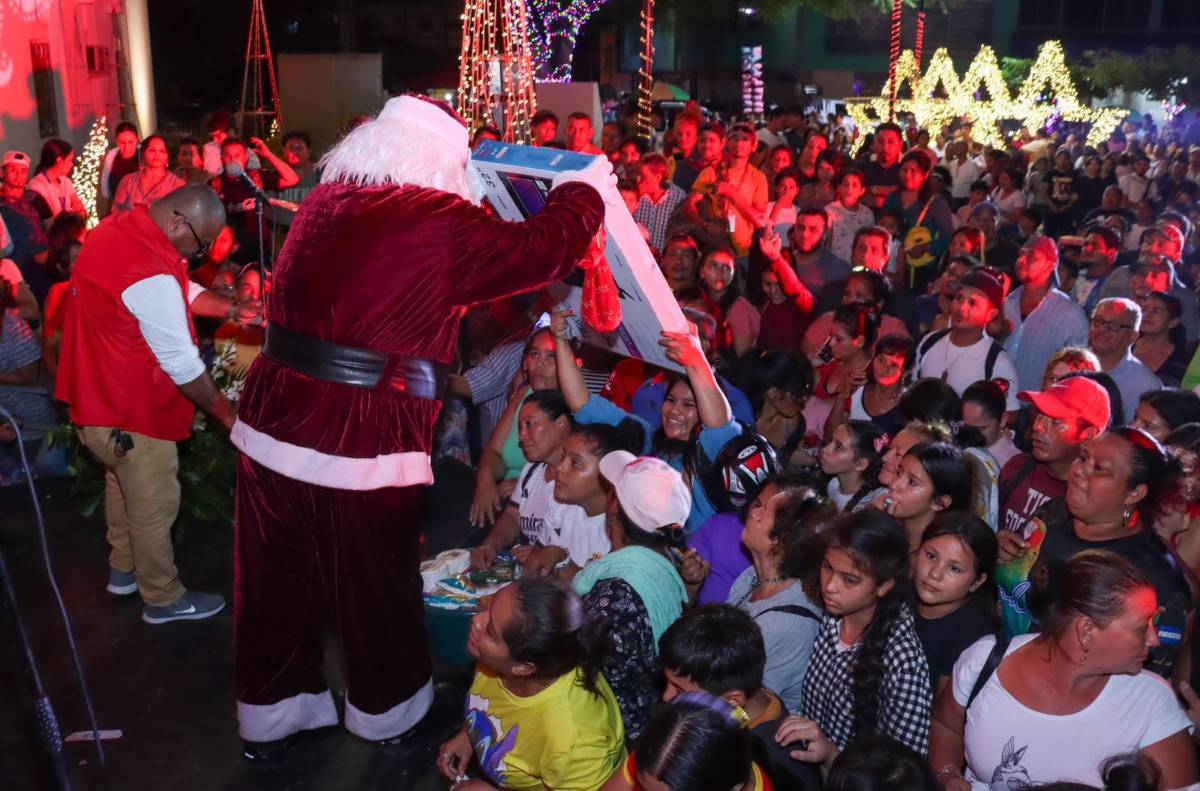 Así celebró sus 64 años el alcalde Roberto Contreras