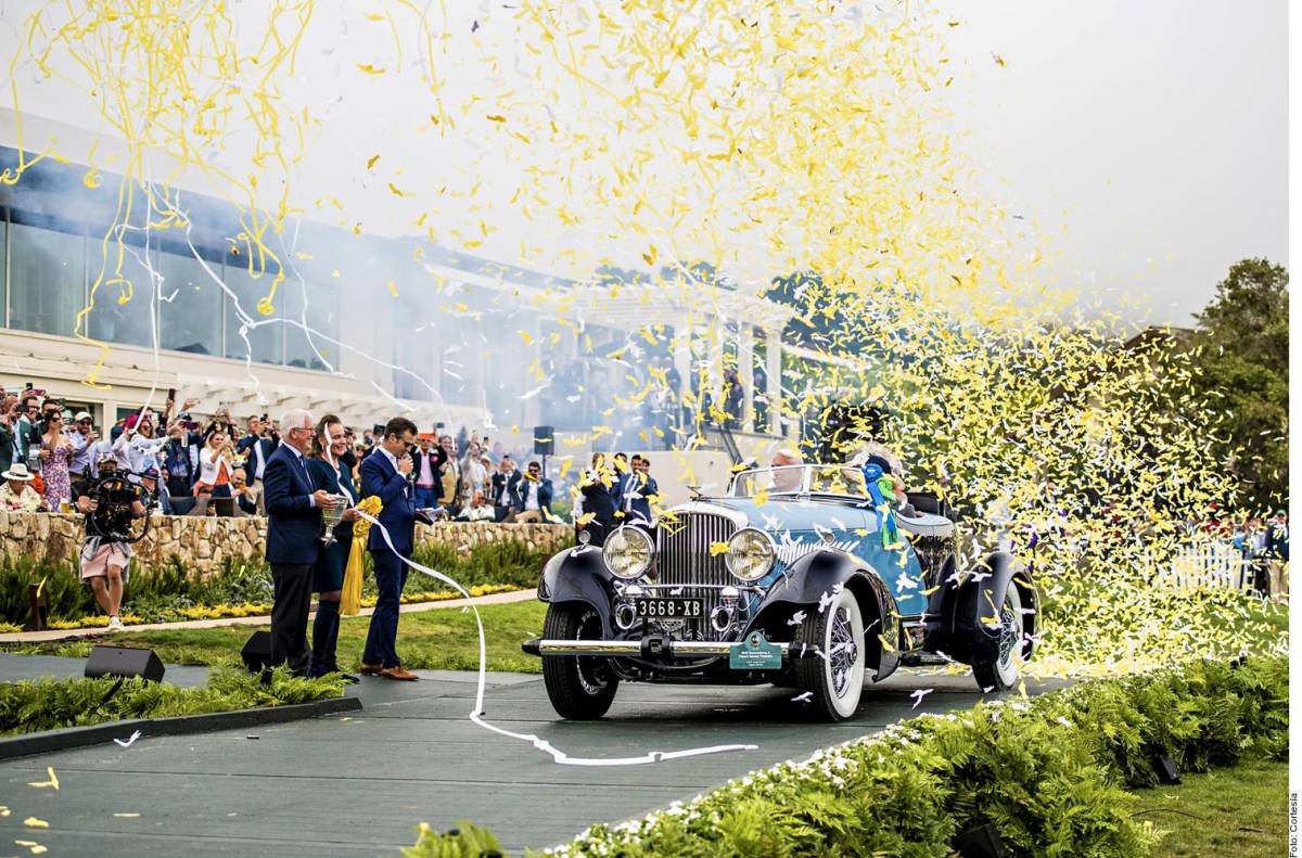 El concurso Pebble Beach a los autos más elegantes del mundo se realiza cada año el mes de agosto.