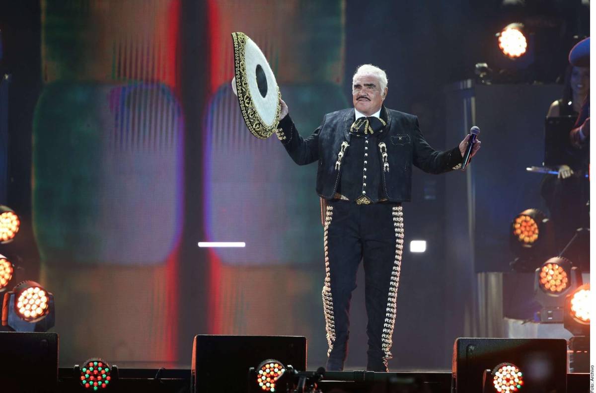 Los Grammy agradecen a Vicente Fernández su legado