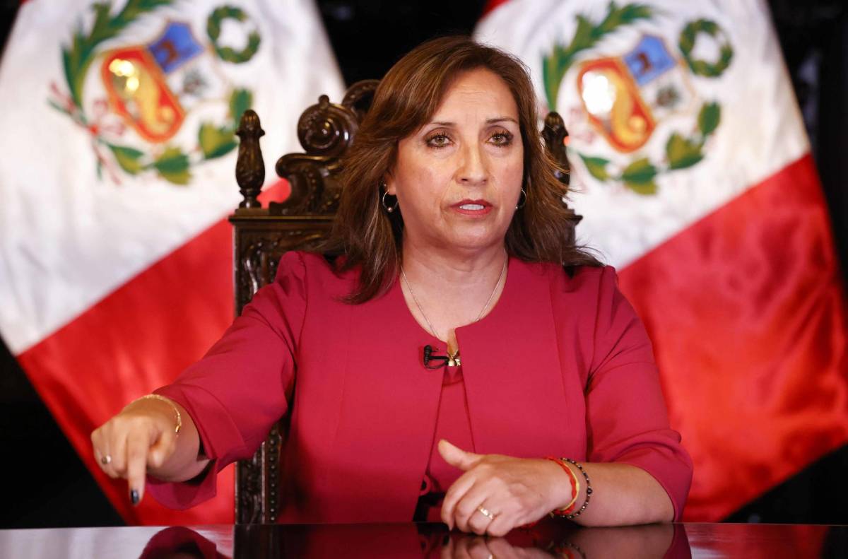 Presidenta de Perú emplaza al Congreso a aprobar adelanto de elecciones
