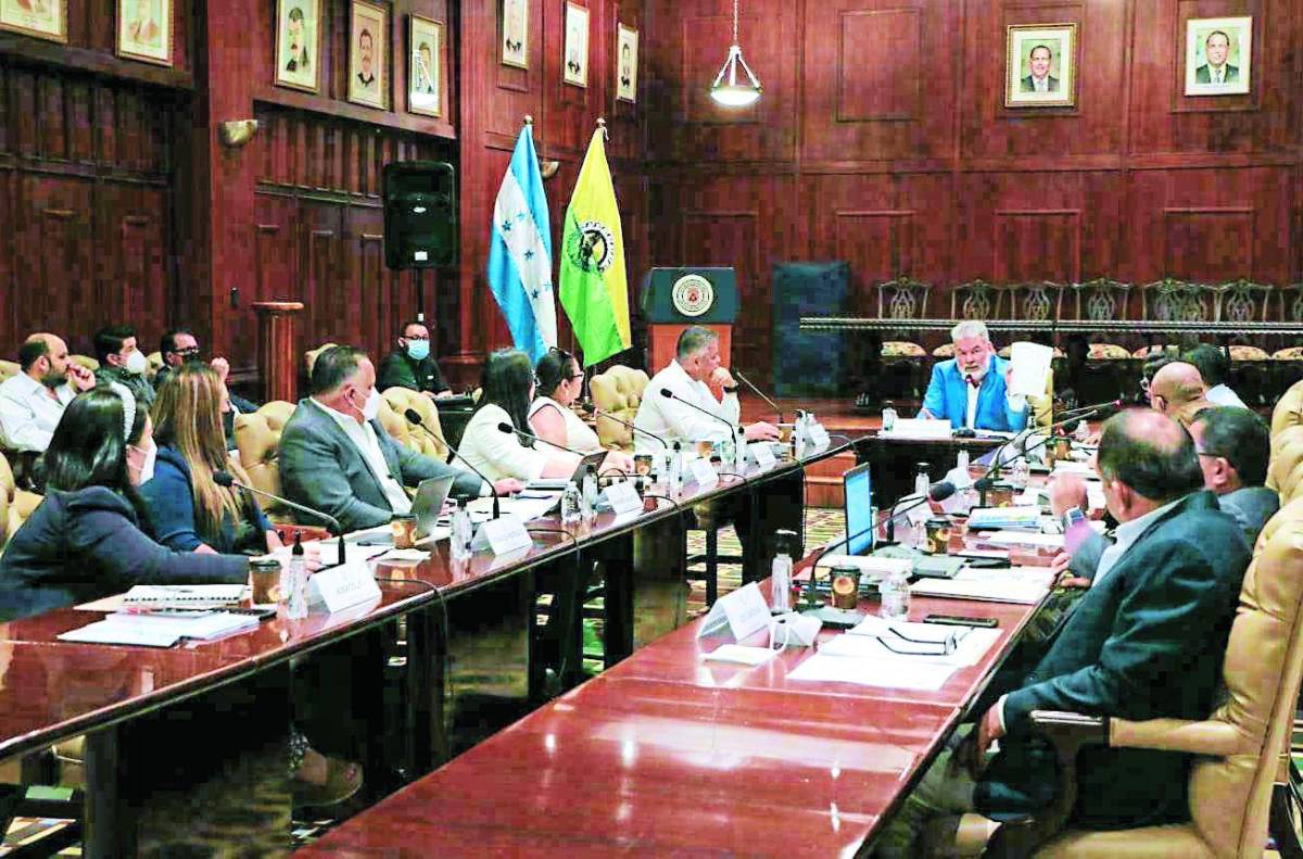 Regidores sampedranos: “No tenemos ni siquiera oficina en la municipalidad y no solo es este tema”