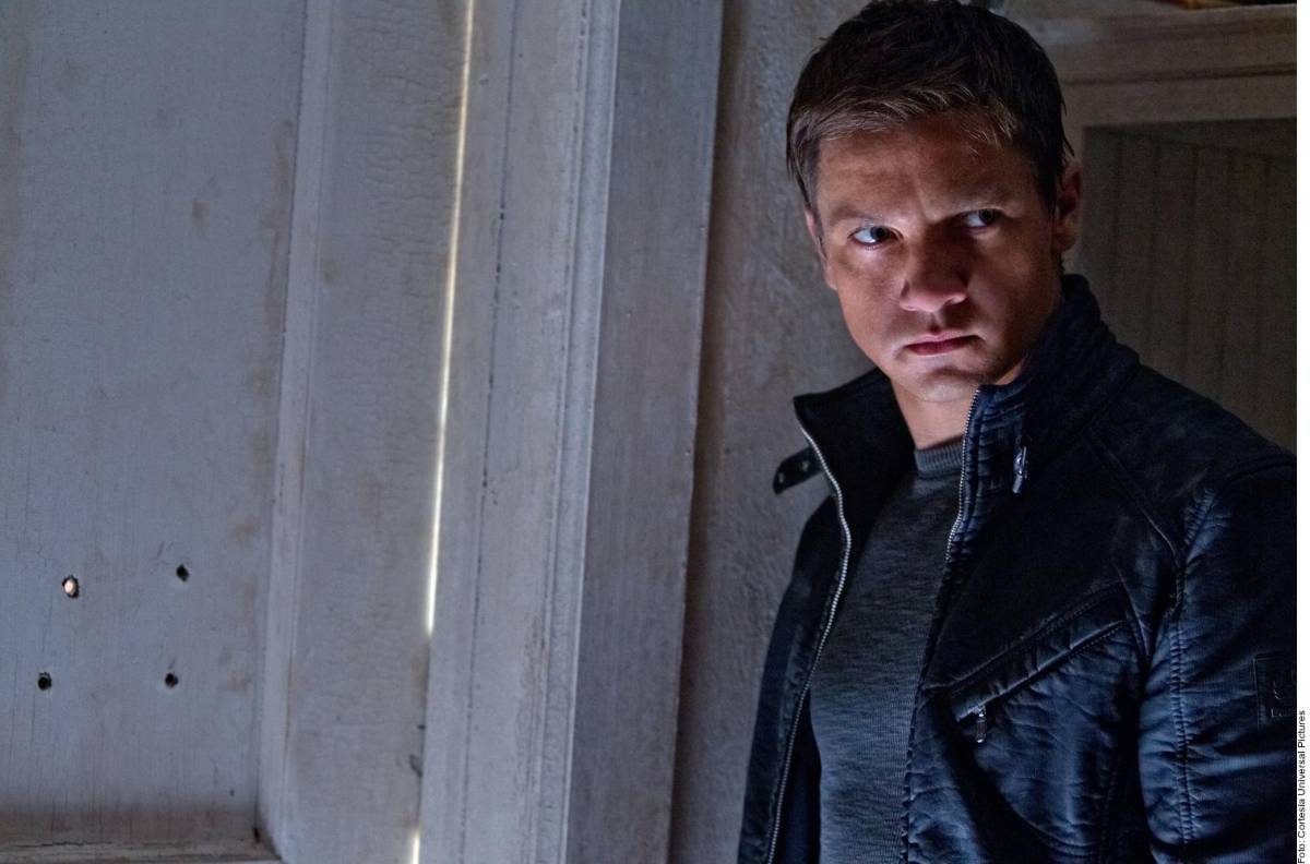 Jeremy Renner ayudaba a un familiar cuando sufrió accidente