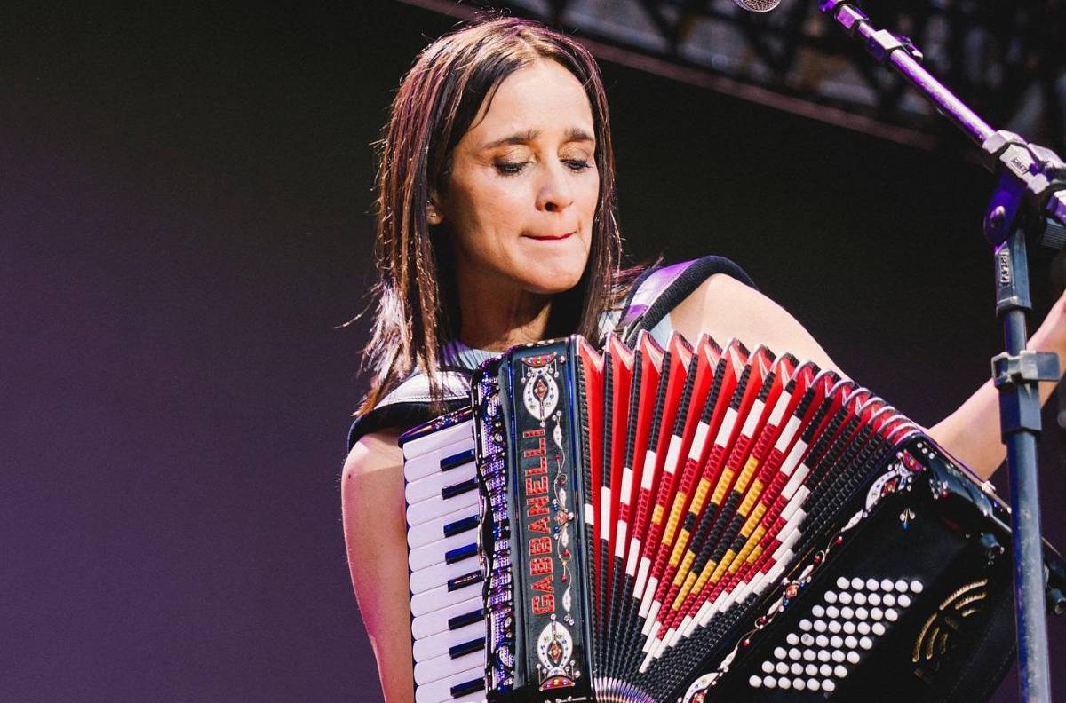 Los Grammy honrarán a Julieta Venegas y a otras mujeres de la música
