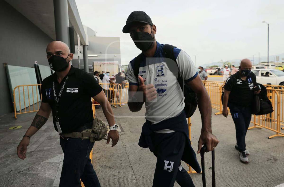 Eddie Hernández señaló que viajan con la ilusión de sumar en el estadio Azteca.