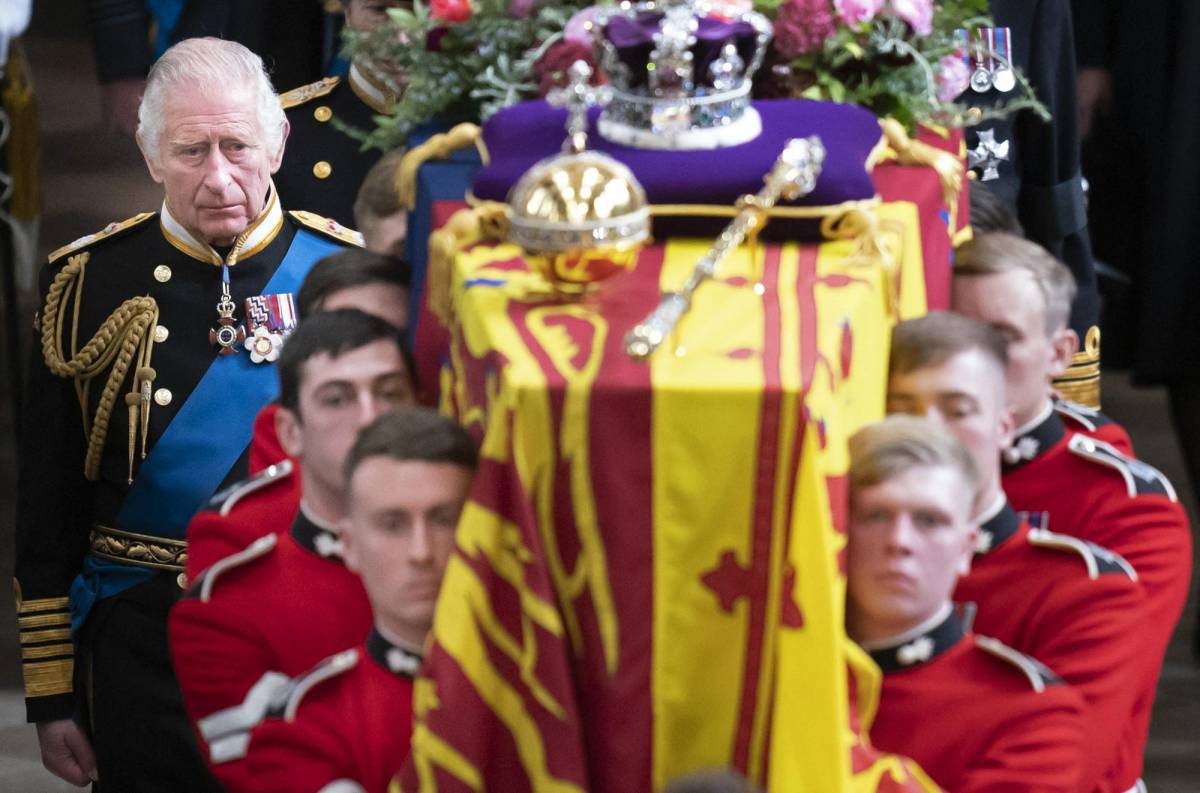 El Reino Unido y el mundo rinden homenaje a la reina Isabel II