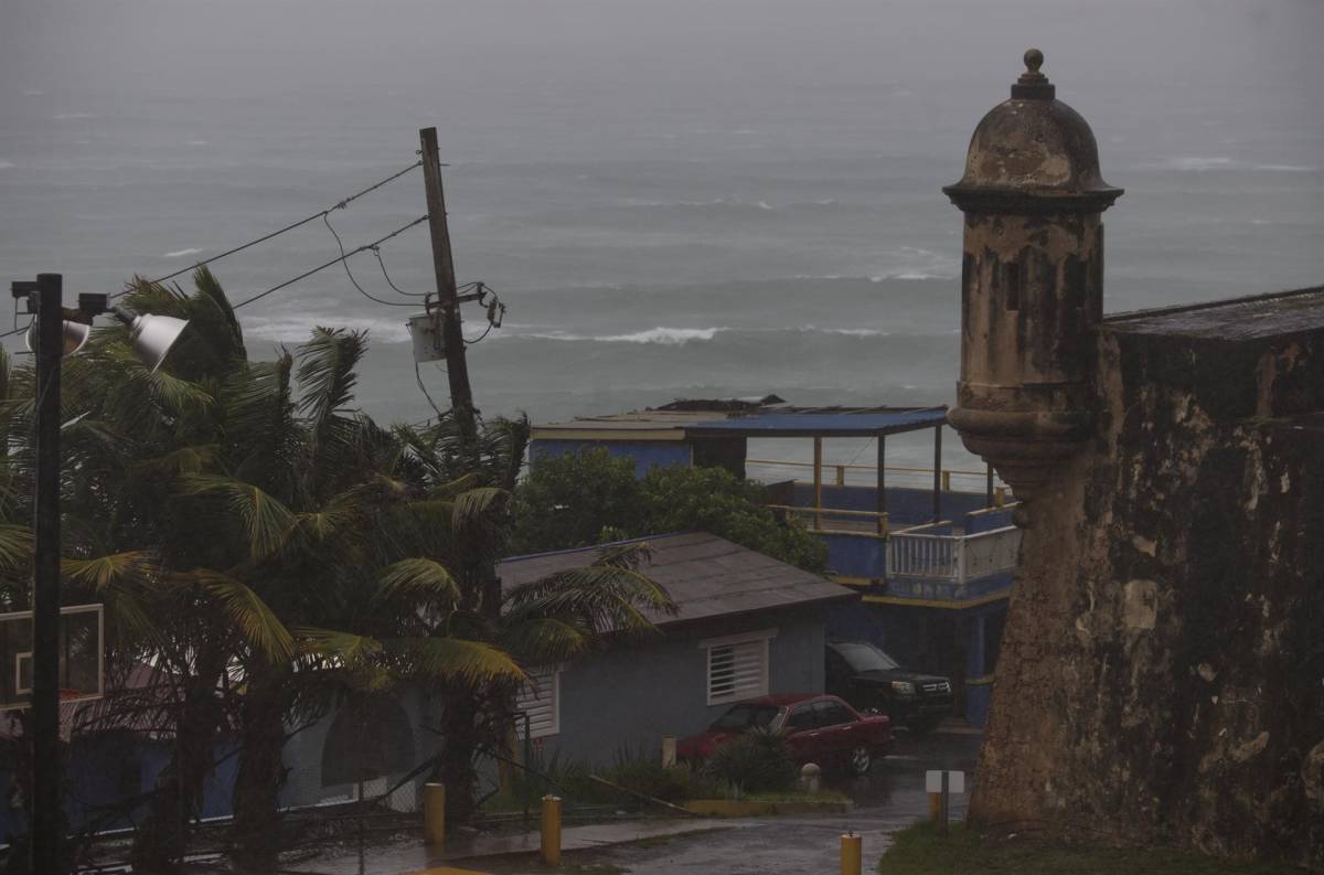 Puerto Rico está sin luz y con áreas devastadas tras el huracán Fiona