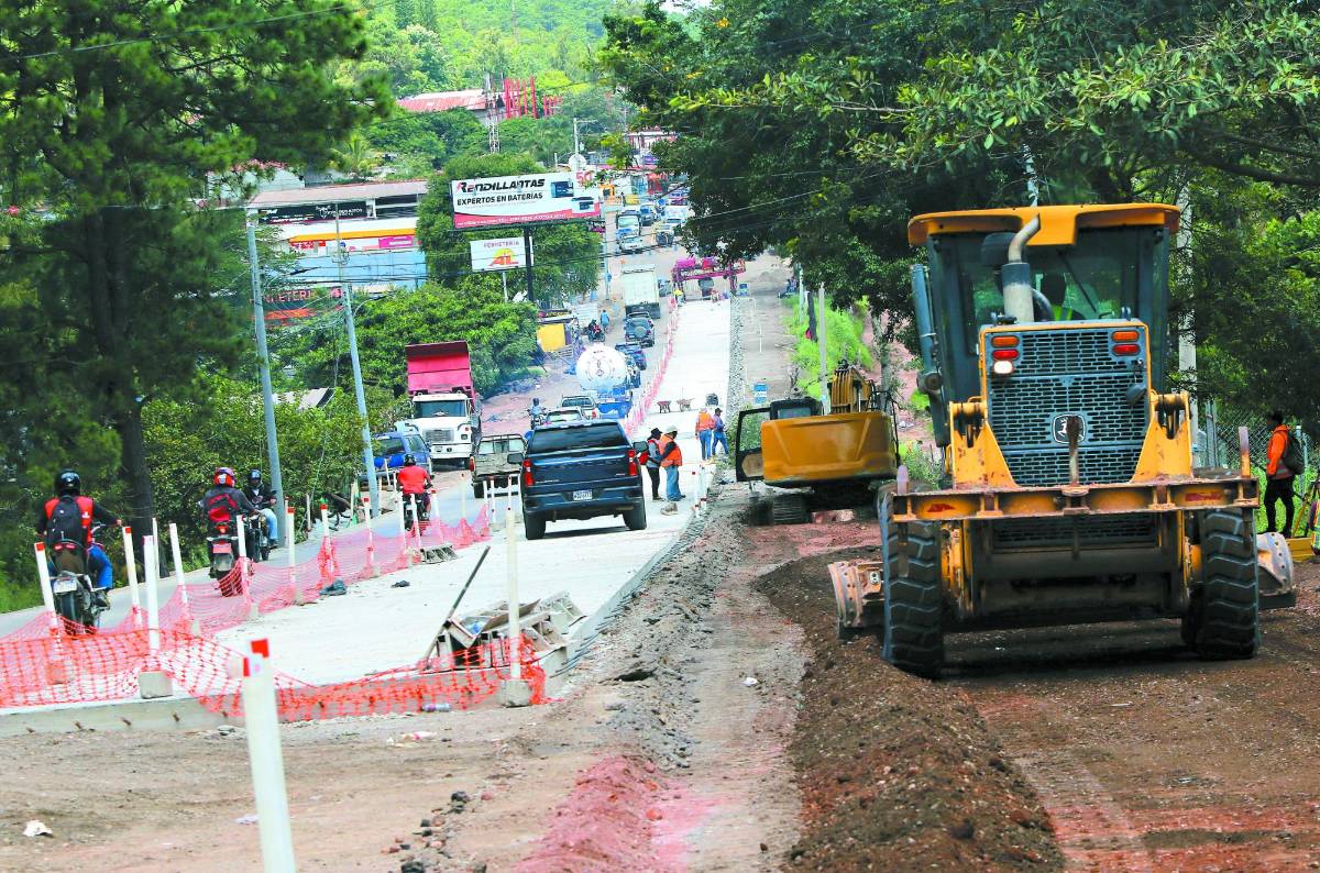Tráfico pesado y obras retrasadas: La dura realidad de salidas a oriente y sur de la capital