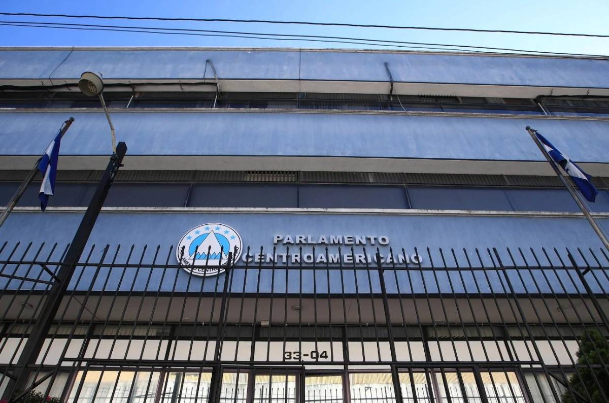 Guatemala condena ingreso de China como observador al Parlacen