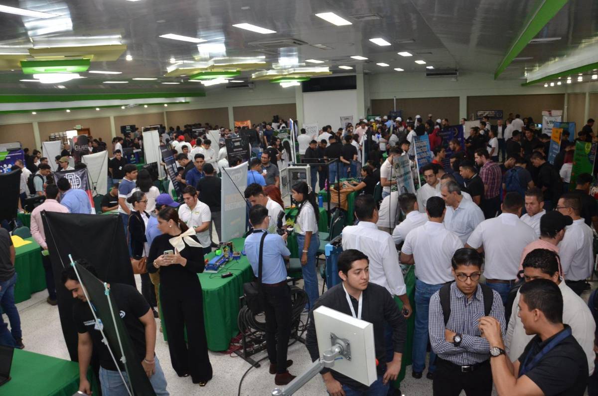 Hub de Ingenierías UTH eleva nivel de competitividad para empresas