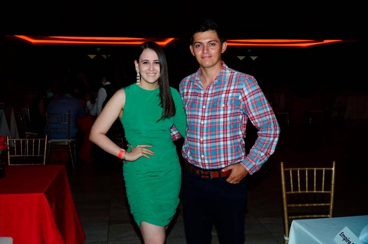 Velada para festejar por el amor y la amistad