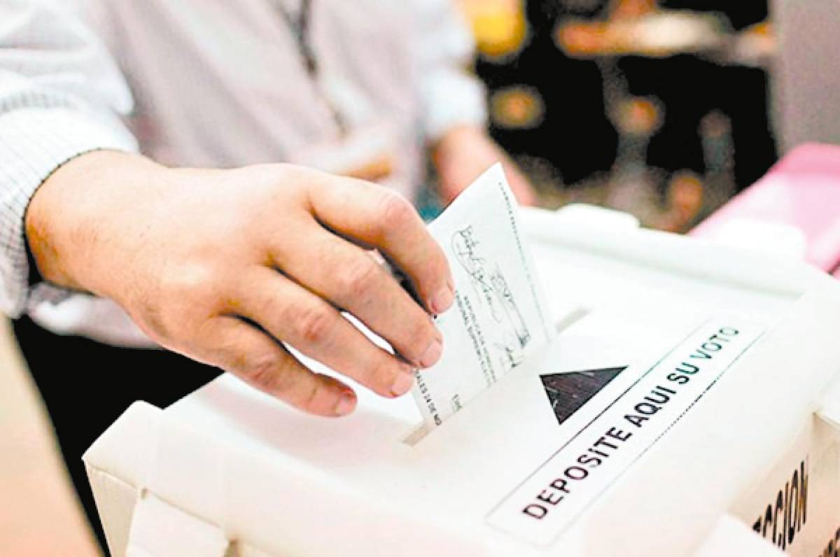 Consideran que partidos deben hacer alianzas para alcanzar la Presidencia