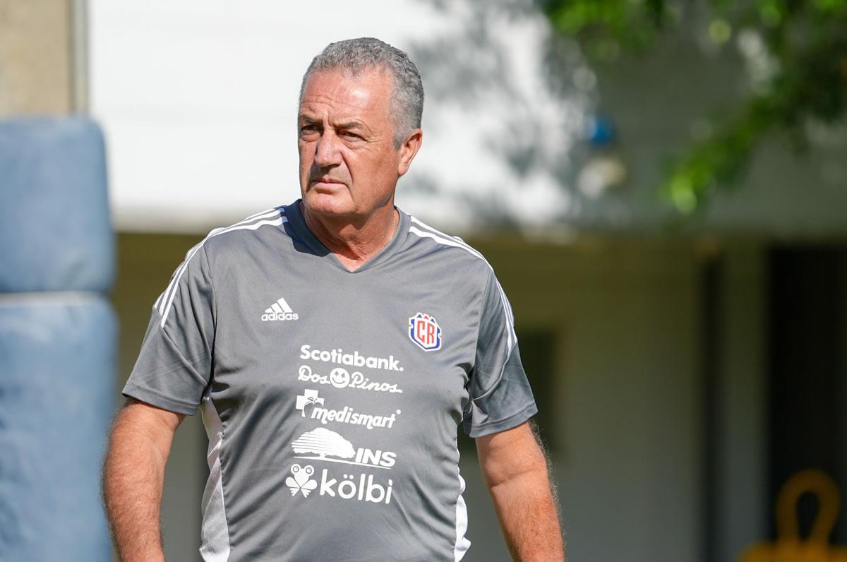 Gustavo Alfaro tiene más de cuatro meses en el puesto de seleccionador de Costa Rica.