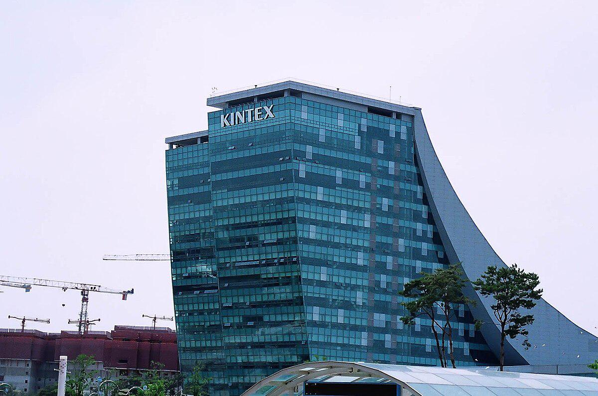 BTS FESTA 2025 celebra el regreso de los siete miembros