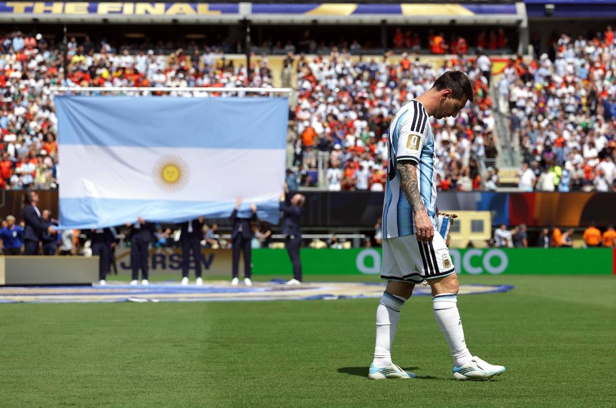 Desgarradora reacción de Messi tras derrota de Argentina: Toma decisión y sorprende a España