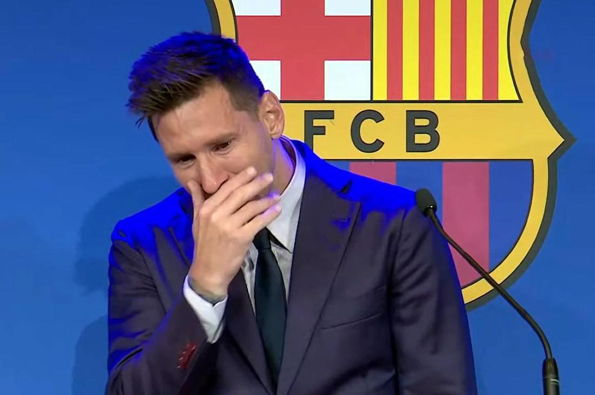 Messi se fue del Barcelona entre lágrimas y en una emotiva conferencia de prensa.