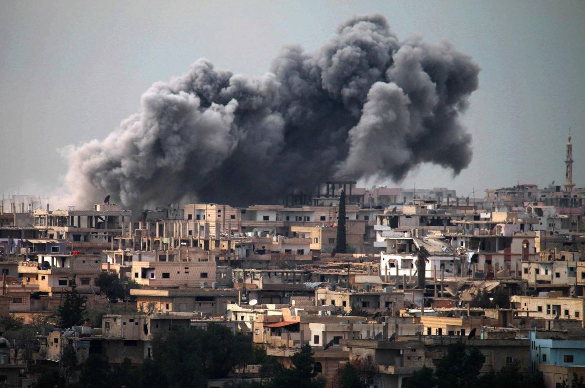 Biden ordena bombardear posiciones de “milicias proiraníes” en Siria
