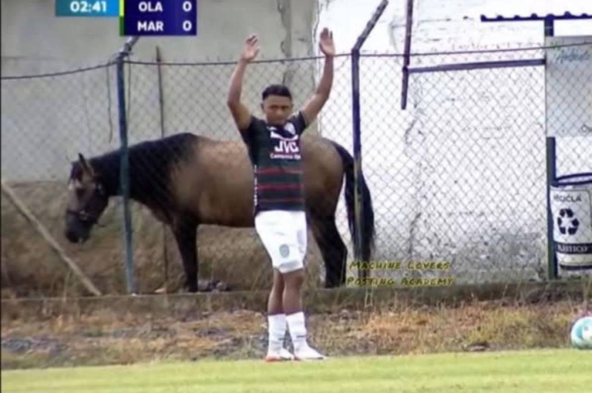 Hermosas chicas, pesadilla del Real España, héroe y caballo en pleno partido