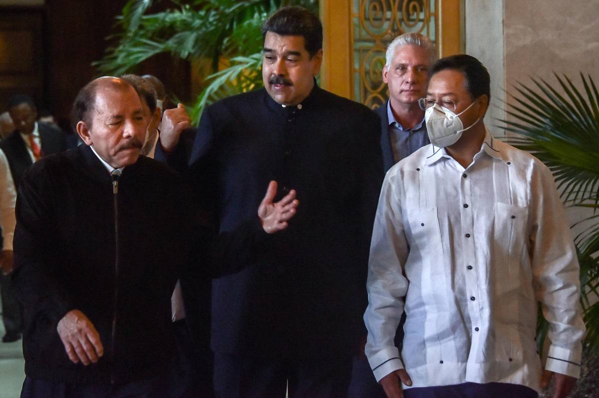 Cumbre del ALBA denuncia egoísmo político de EEUU y propone autosuficiencia alimentaria