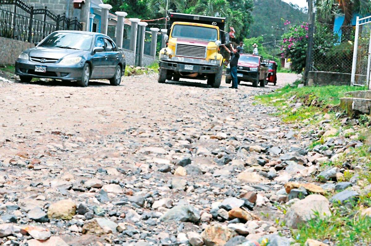 En riesgo 600 mil quintales de café por pésimo estado de carretera