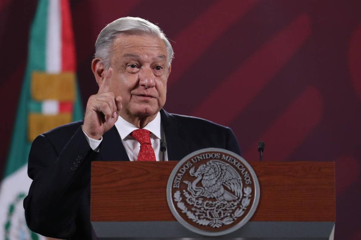 Congreso de Perú declara persona non grata a López Obrador