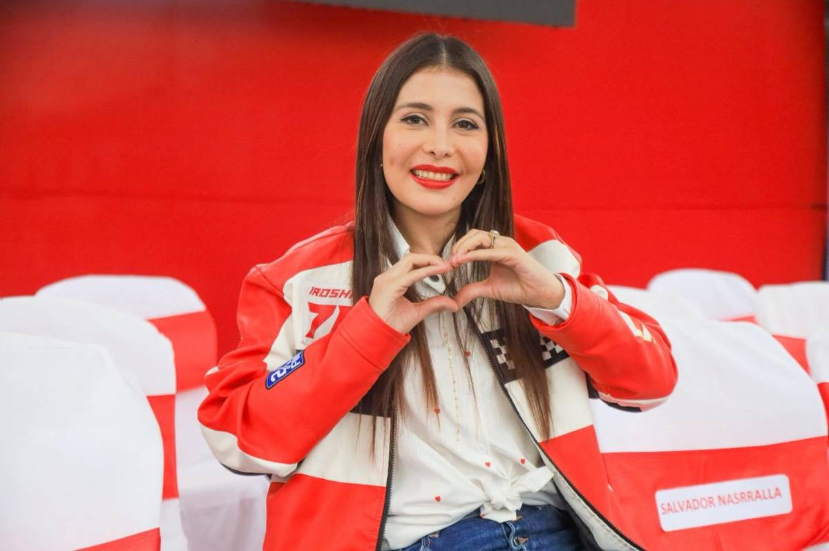 Iroshka atiza contra Rixi: Se ha reunido con brujos y están financiados por cartel Los Soles