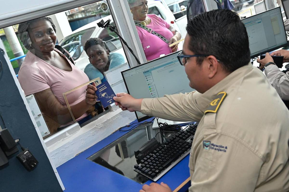 Bukele ofrece entrada gratuita al parque El Boquerón para turistas hondureños
