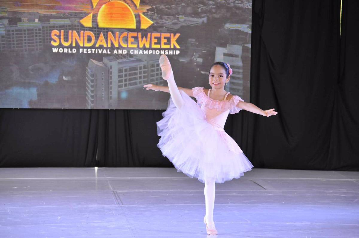 Niña hondureña participará en Italia en competencia de danza