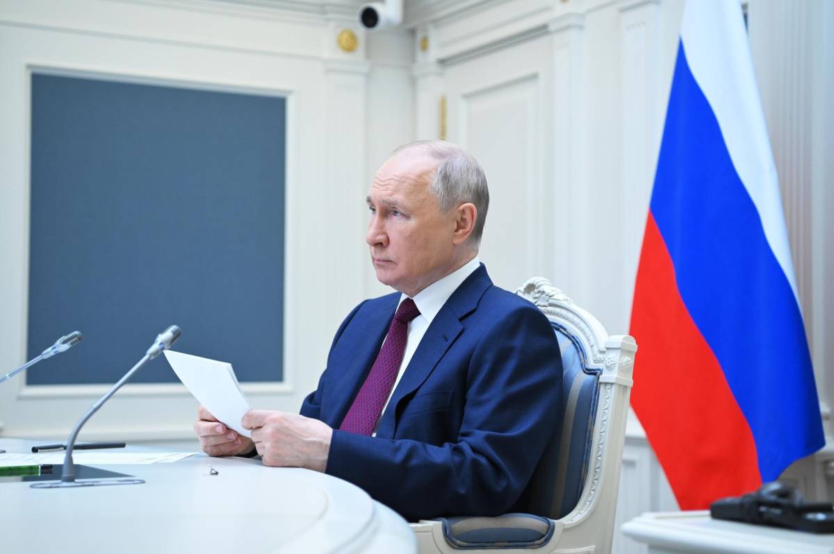 Putin dice que Rusia “seguirá resistiendo” frente a sanciones y “presiones externas”