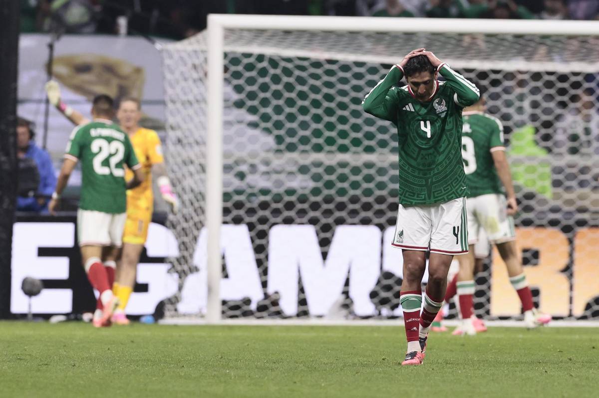 México se quiebra tras eliminación, llanto de Ochoa y 'Aztecazo' de Inglaterra