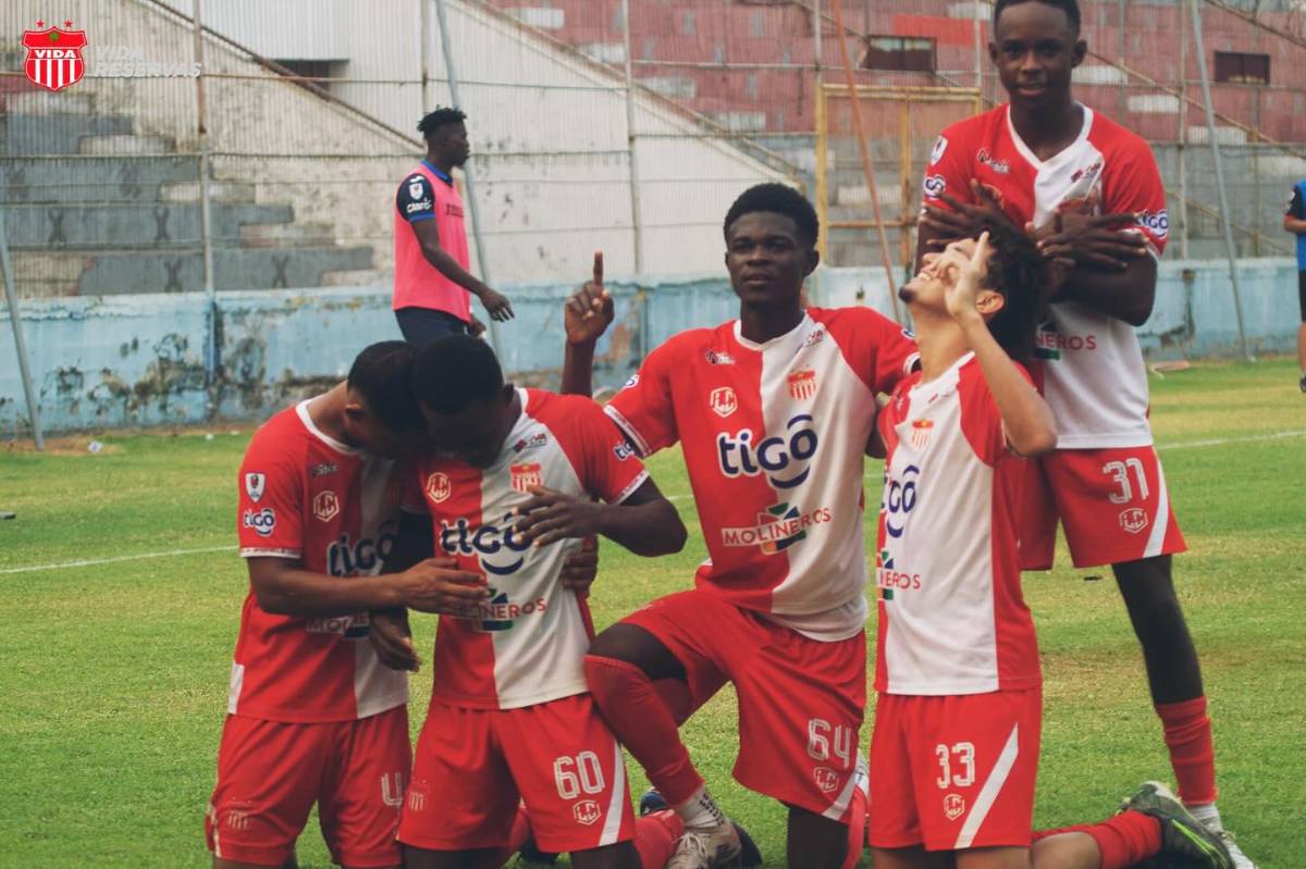 Vida se niega a descender y presentó demanda por alineación indebida