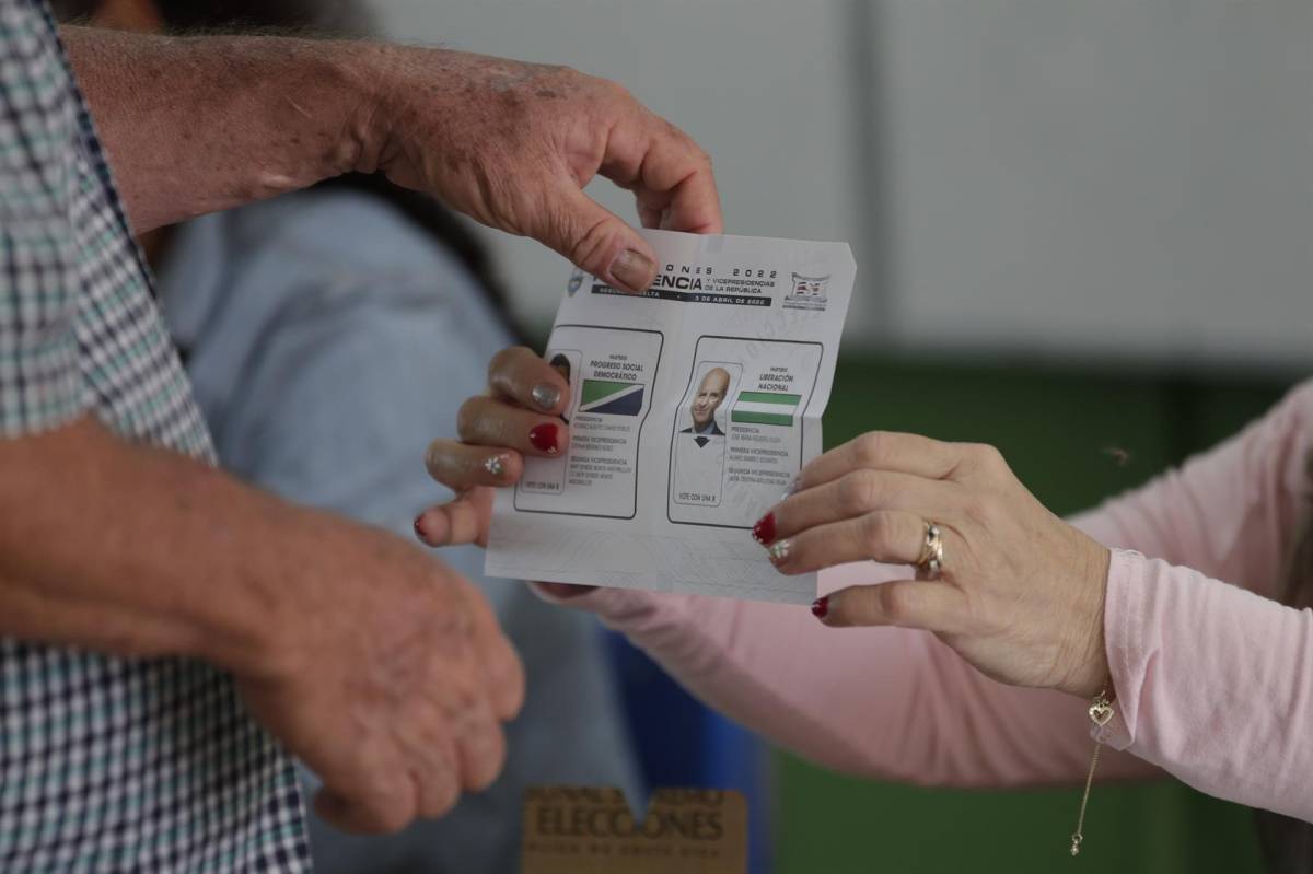 Observadores de la OEA destacan el orden de las elecciones de Costa Rica