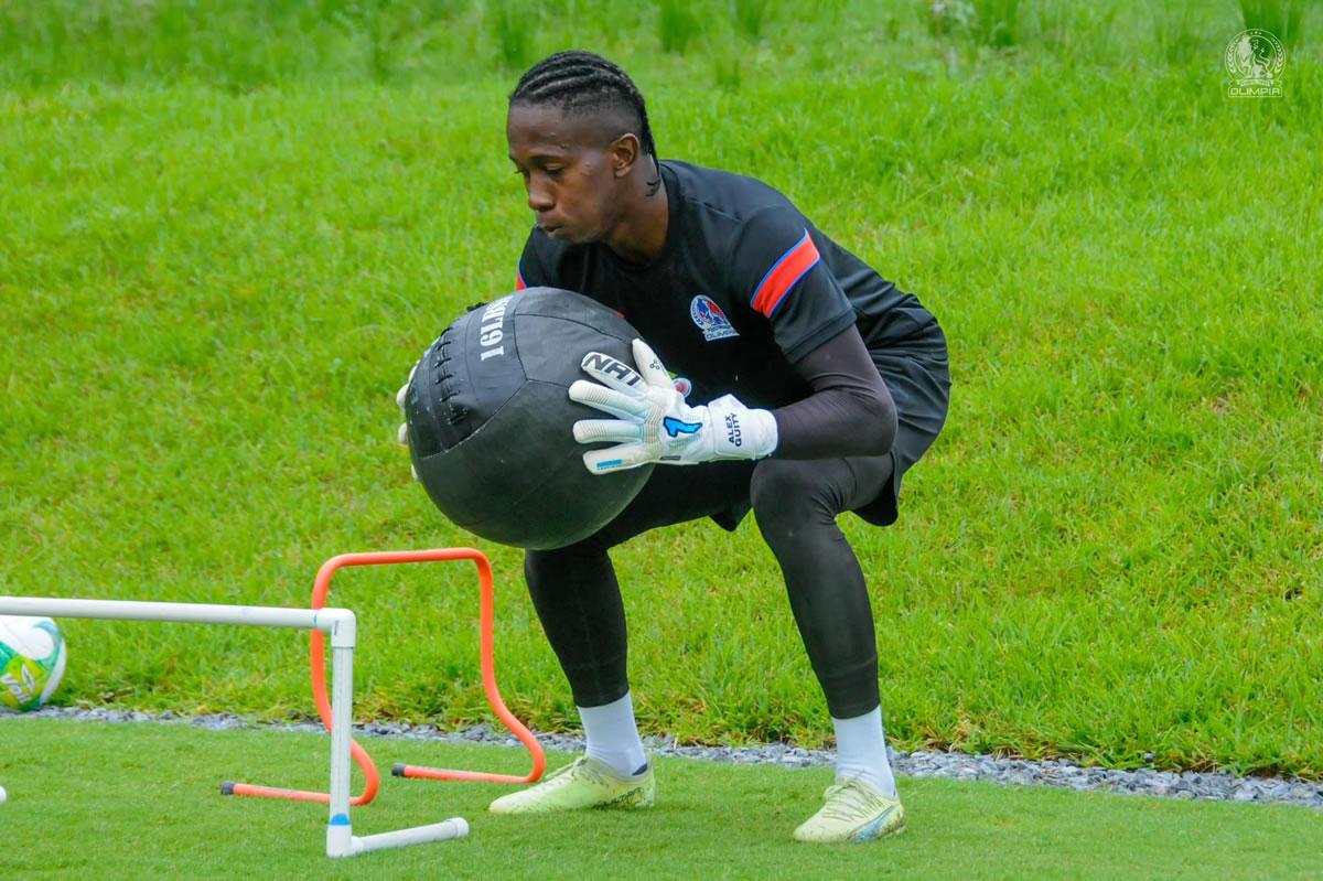 Olimpia: Los otros tres futbolistas que podrían salir en 2024