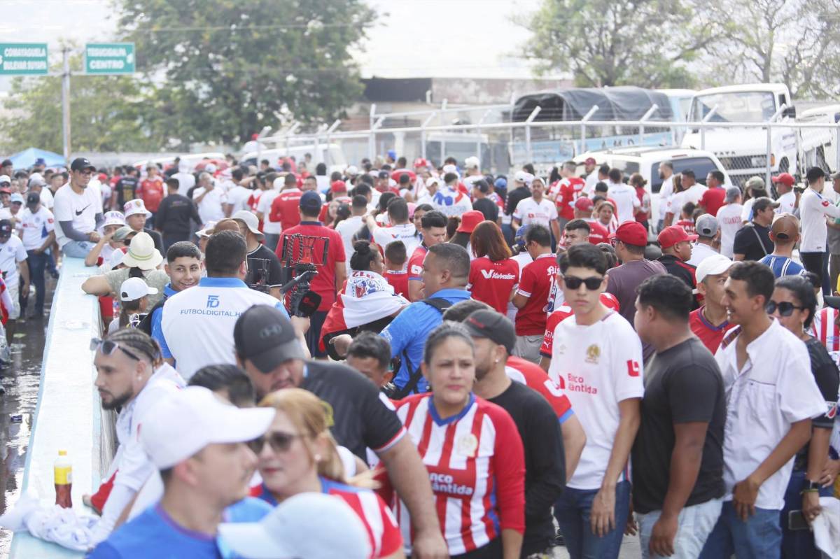 Espectacular ambiente en las calles de Tegucigalpa.