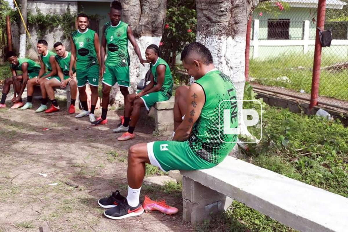 El ‘Cocherito‘ fue bien recibido por sus compañeros en el Lone FC.