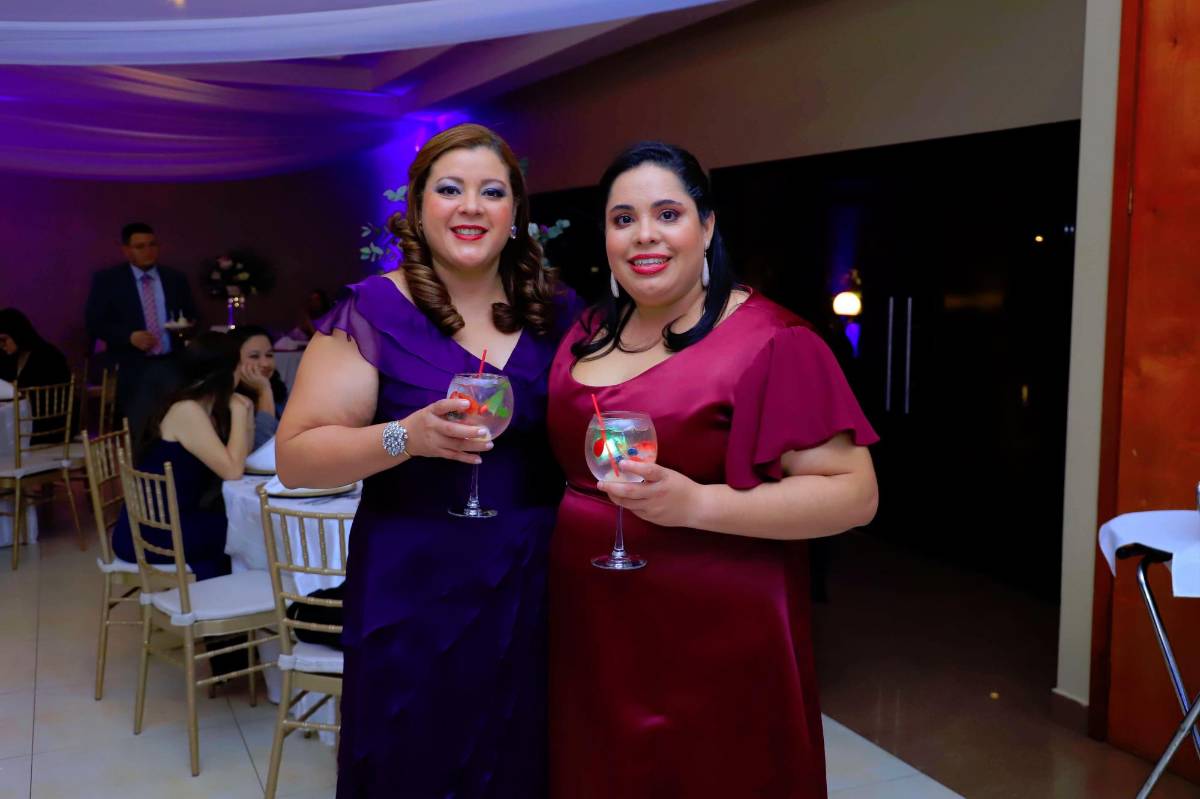 Marcelo Gargano y Sonja Mejía celebran romántica boda