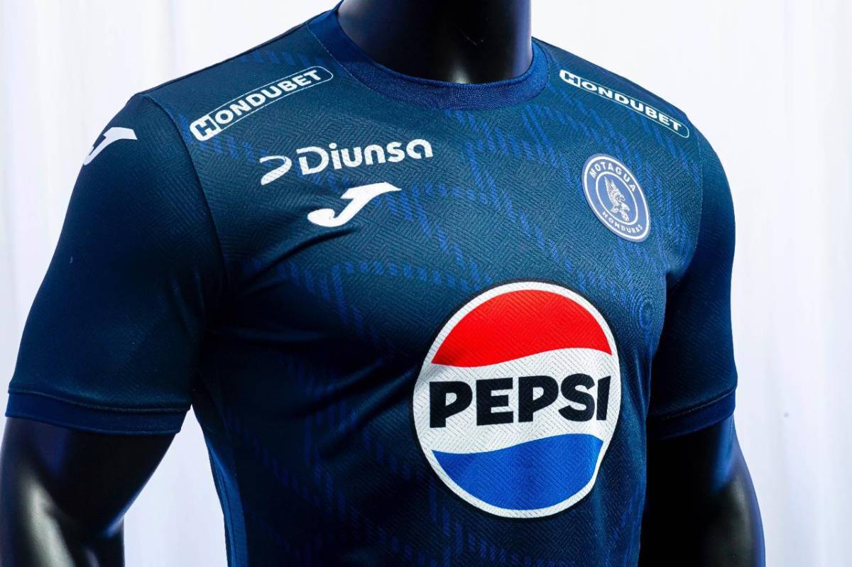 Diunsa, Joma y el Club Deportivo Motagua lanzan las nuevas camisetas del ciclón azul