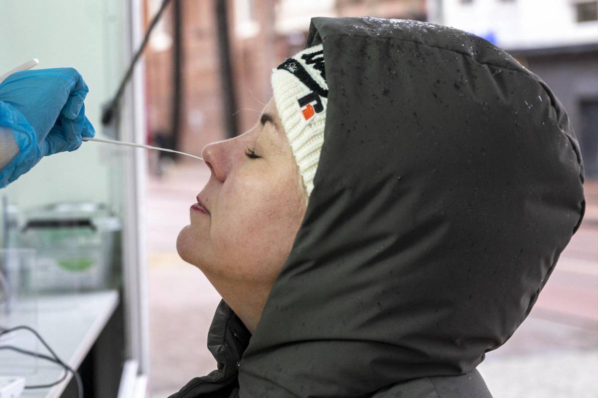 OPS confirma descenso de la ola de contagios de ómicron en Latinoamérica