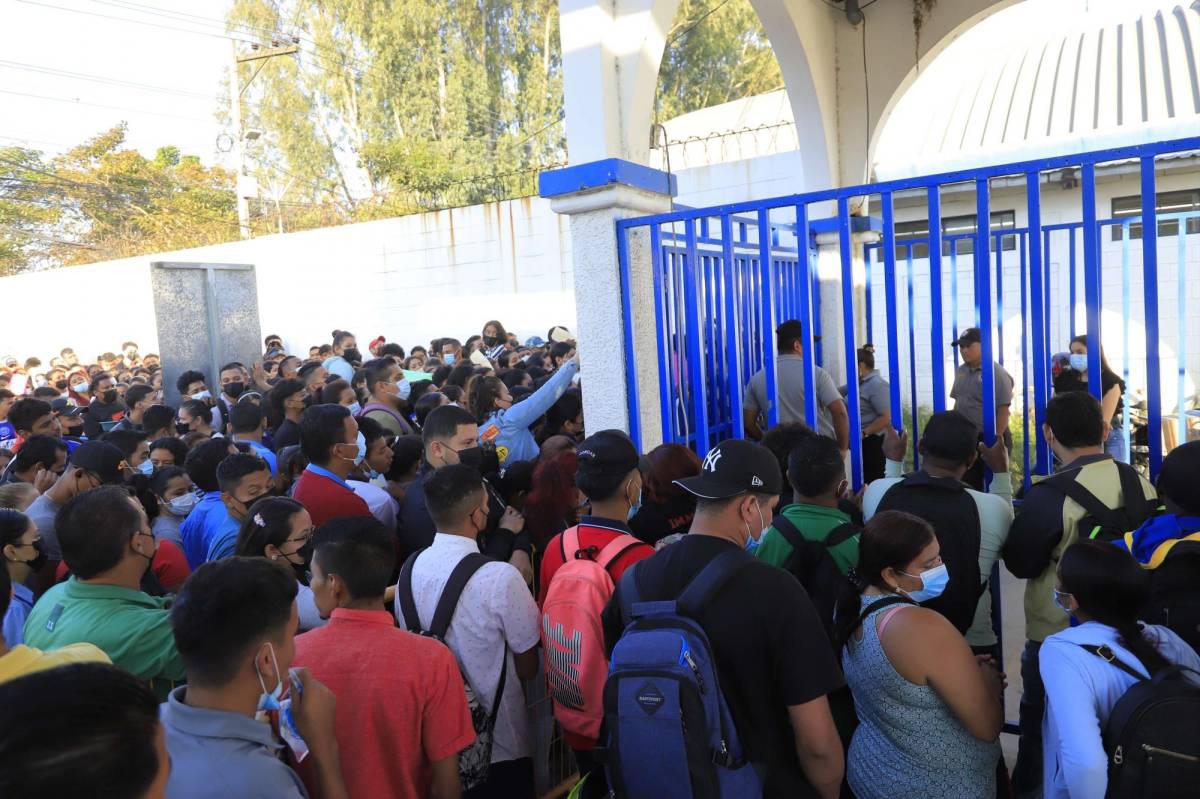 El sector privado de Honduras redujo 22,301 plazas en 12 meses