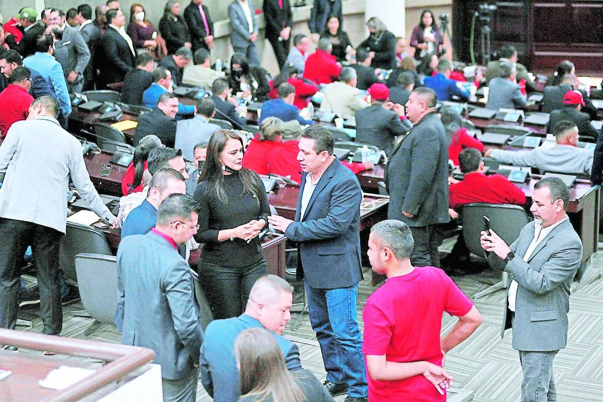 Sin negociaciones para la elección del fiscal general