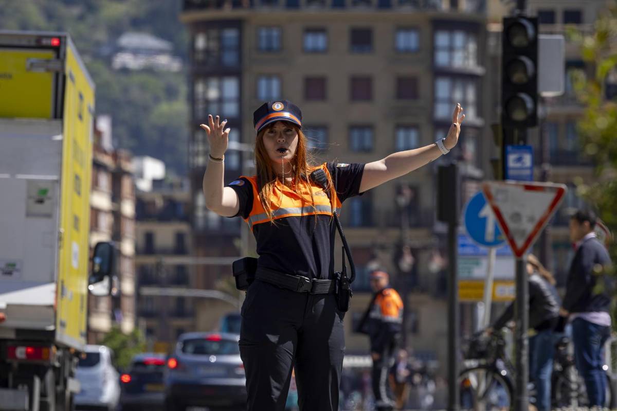 España a oscuras: imágenes del gran apagón en Madrid y Barcelona