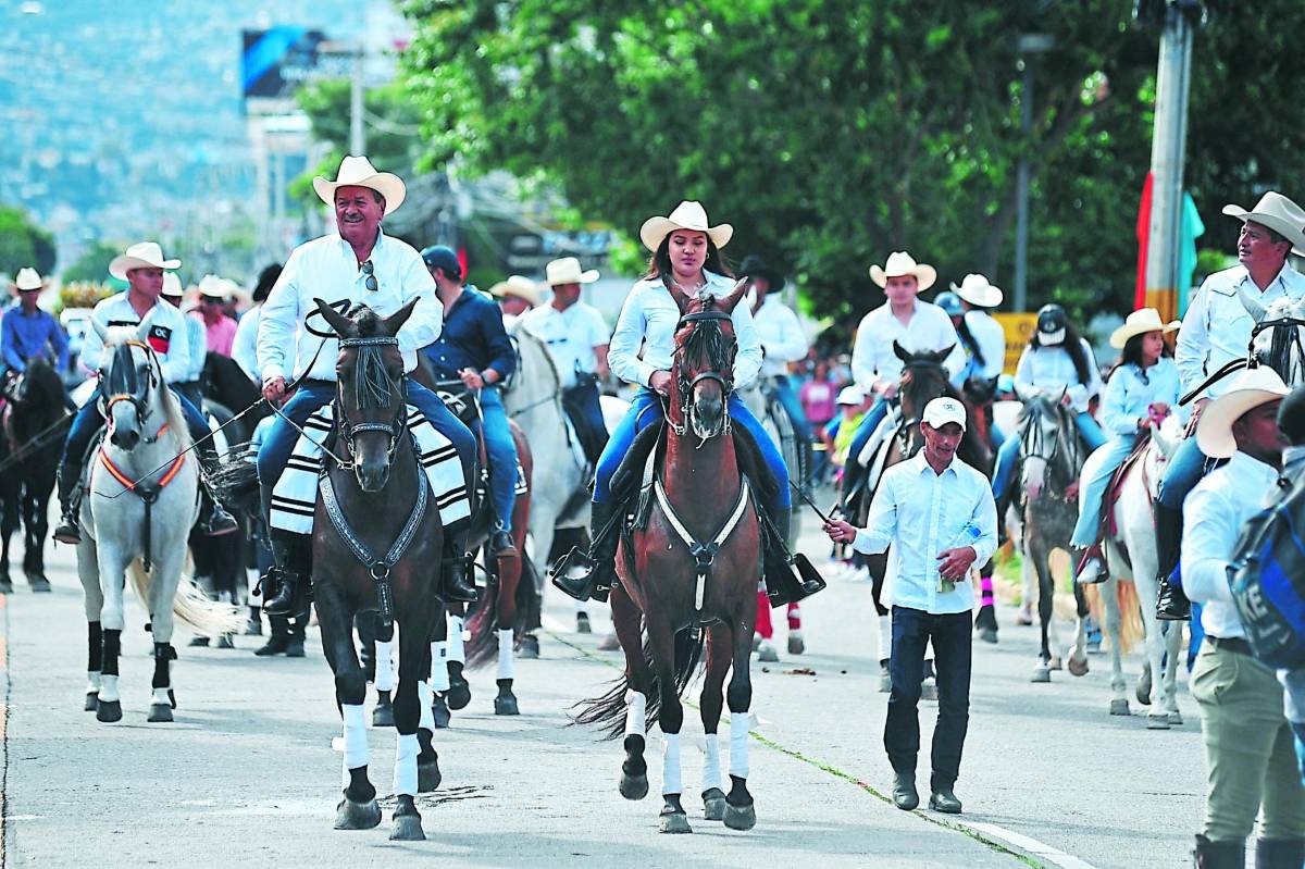 Tegucigalpa celebró 445 aniversario con una gran fiesta