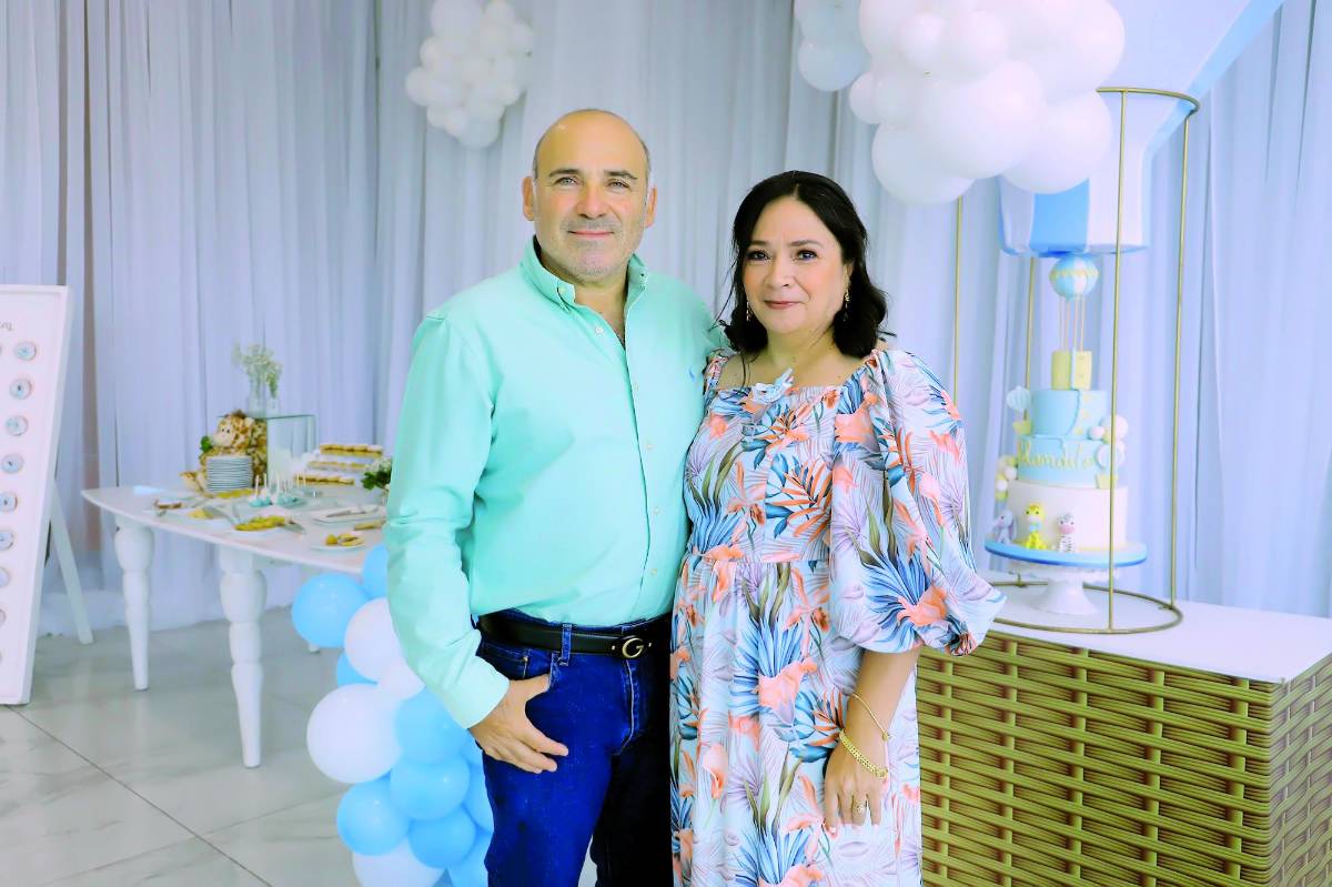 Baby shower para el primogénito de Sadia y Rolando Martínez