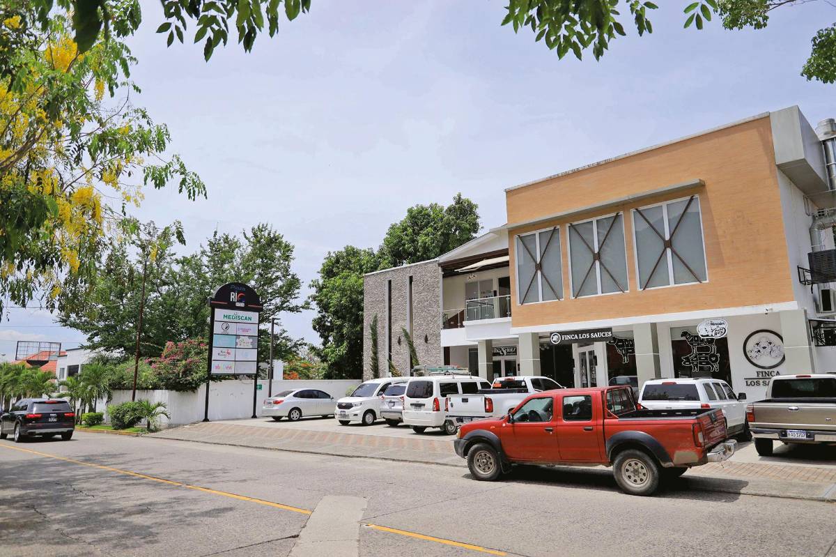 Cómo tramitar un permiso de operación de negocios en SPS