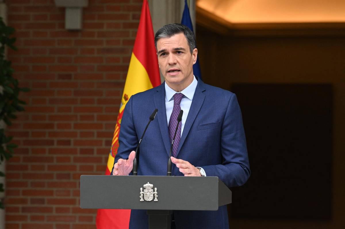 Pedro Sánchez analiza renunciar a la presidencia del Gobierno de España
