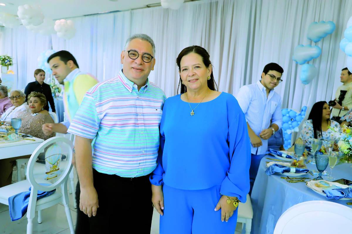Baby shower para el primogénito de Sadia y Rolando Martínez