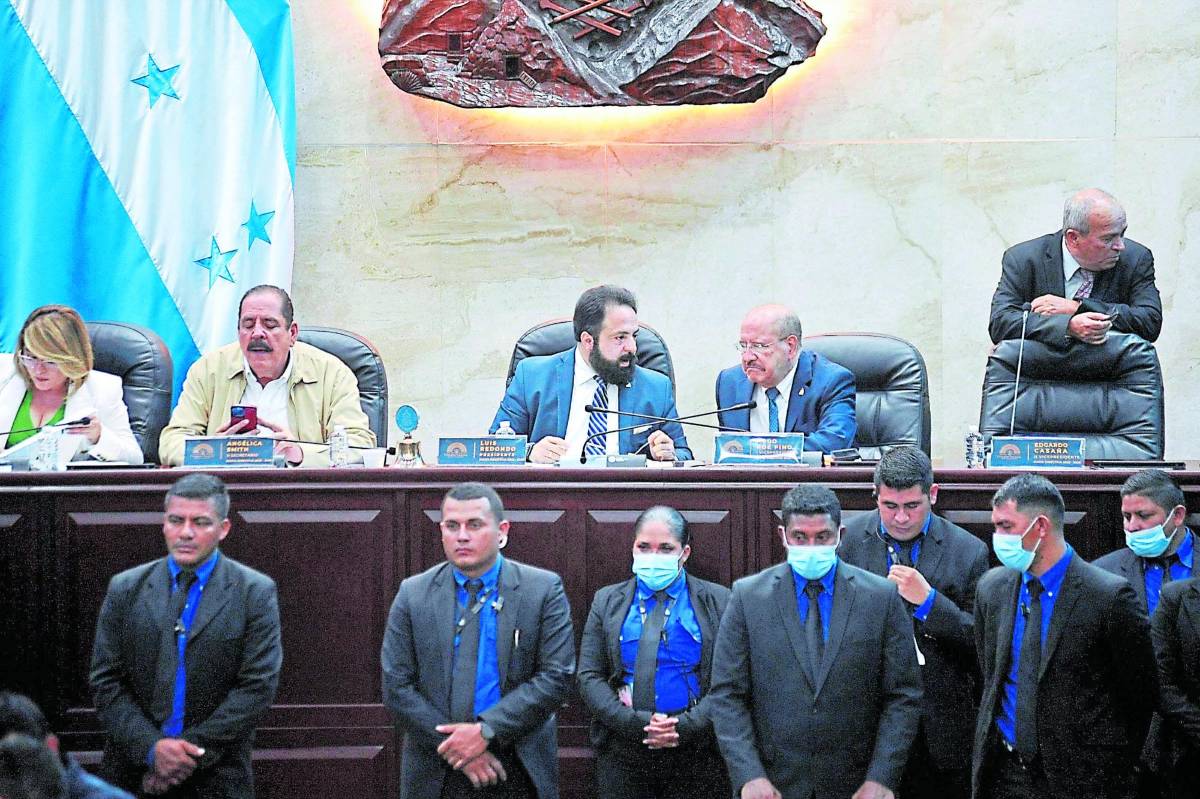 Luis Redondo califica de ilegal el llamado a autoconvocarse