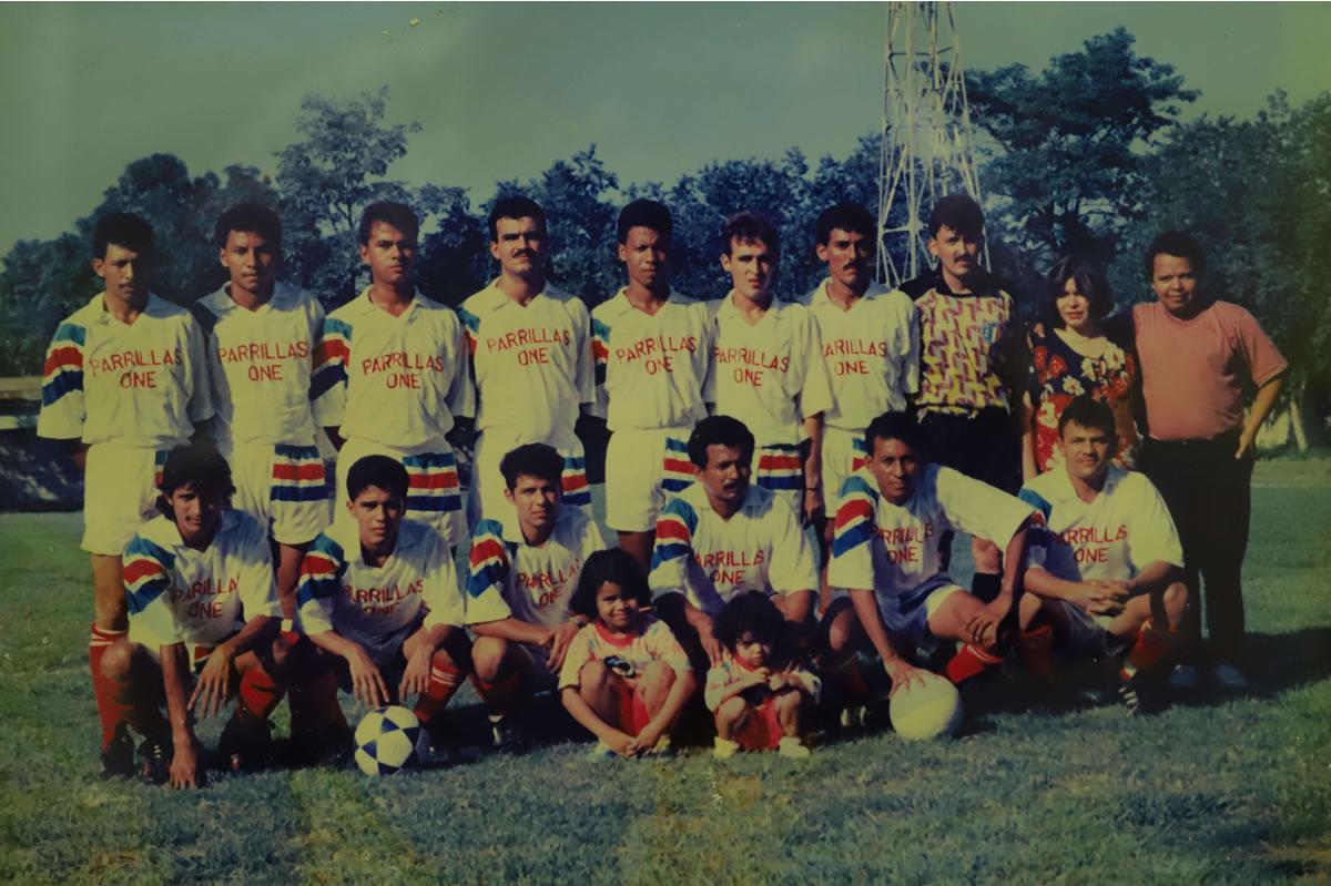 Los inicios del equipo Parrillas One en las divisiones inferiores del fútbol hondureño.