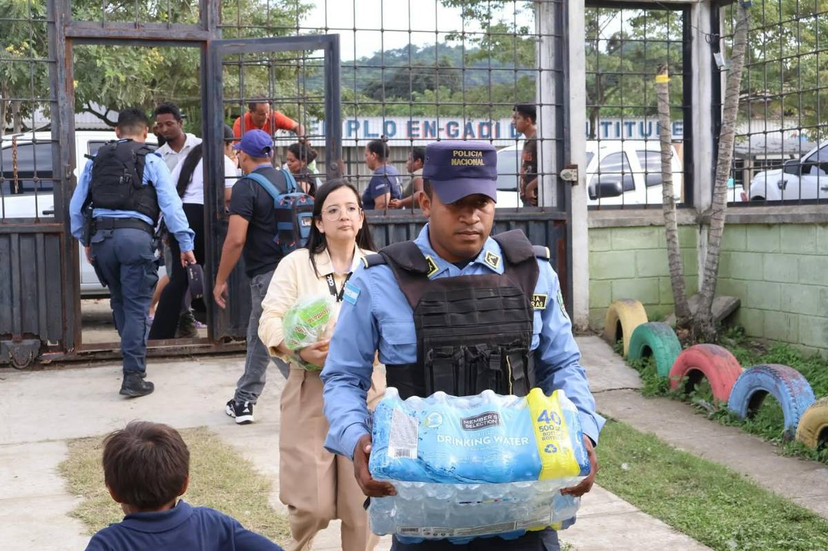 Cámara de comercio lleva ayuda a afectados por tormenta Sara